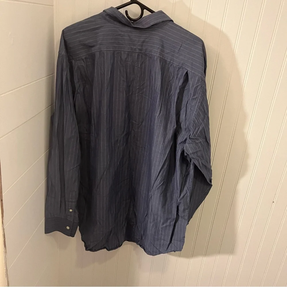 Blue with white pine stripes gap dress shirt - Picture 2 of 4